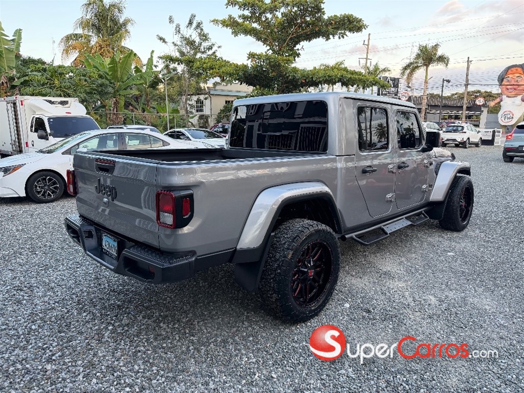 2020 Jeep Gladiator Sport — foto 6 / 10