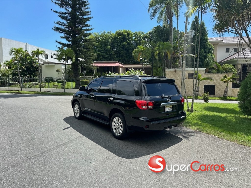2012 Toyota Sequoia — foto 3 / 8
