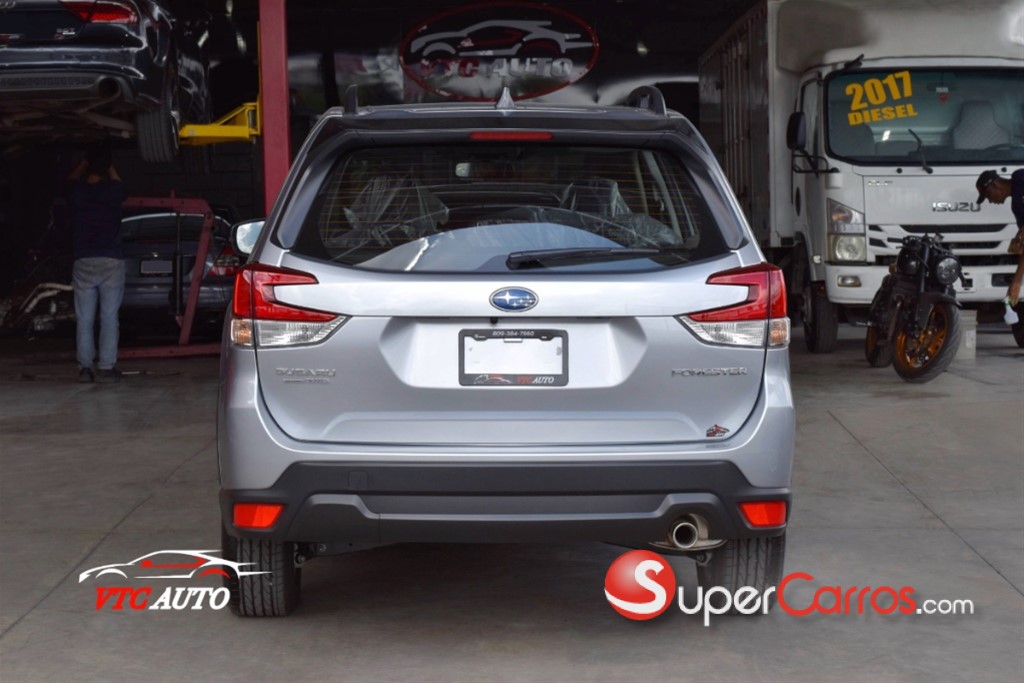 2025 Subaru Forester — foto 4 / 11