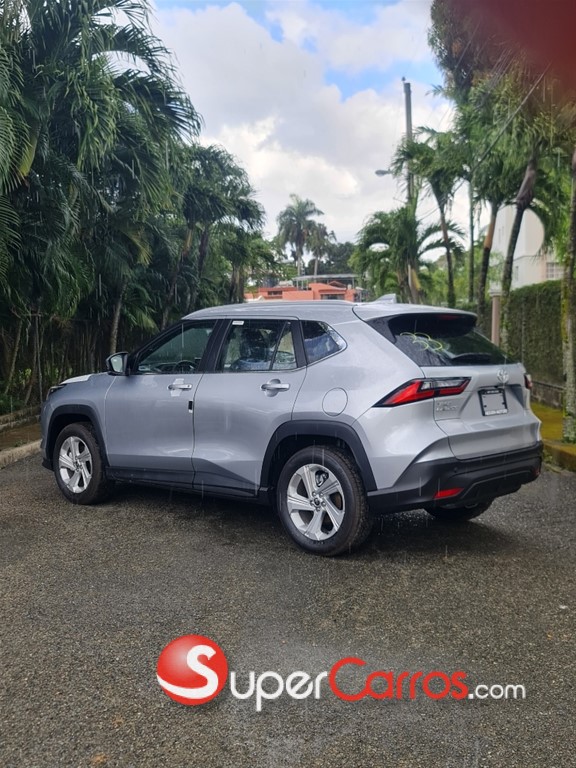2026 Toyota Yaris Cross Full — foto 3 / 8