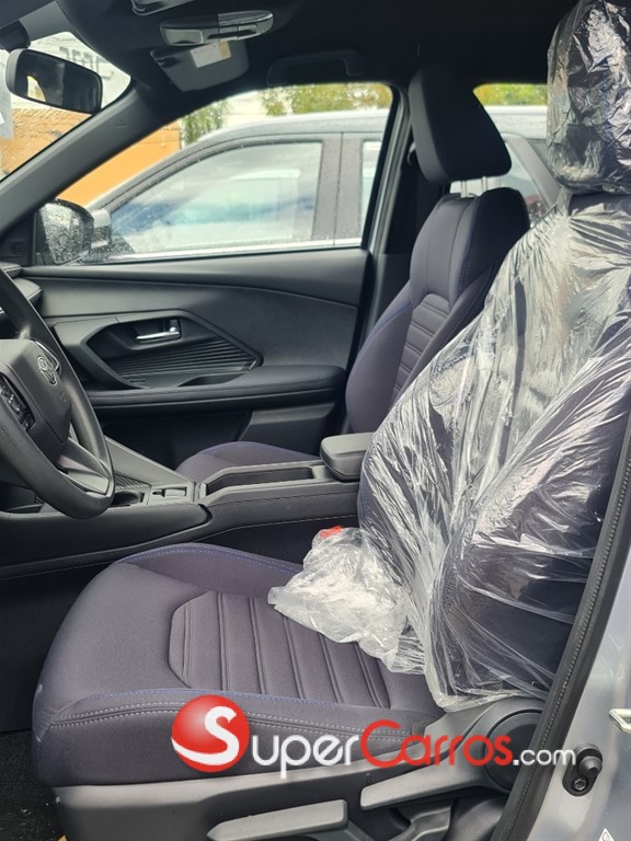 2026 Toyota Yaris Cross Full — foto 6 / 8