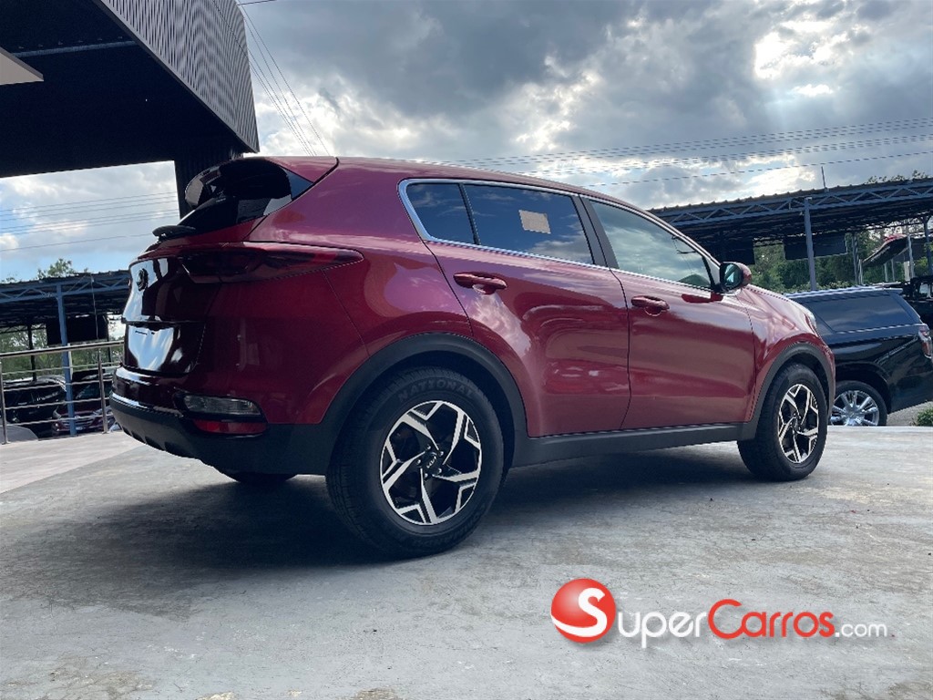 2020 Kia Sportage EX — foto 3 / 8