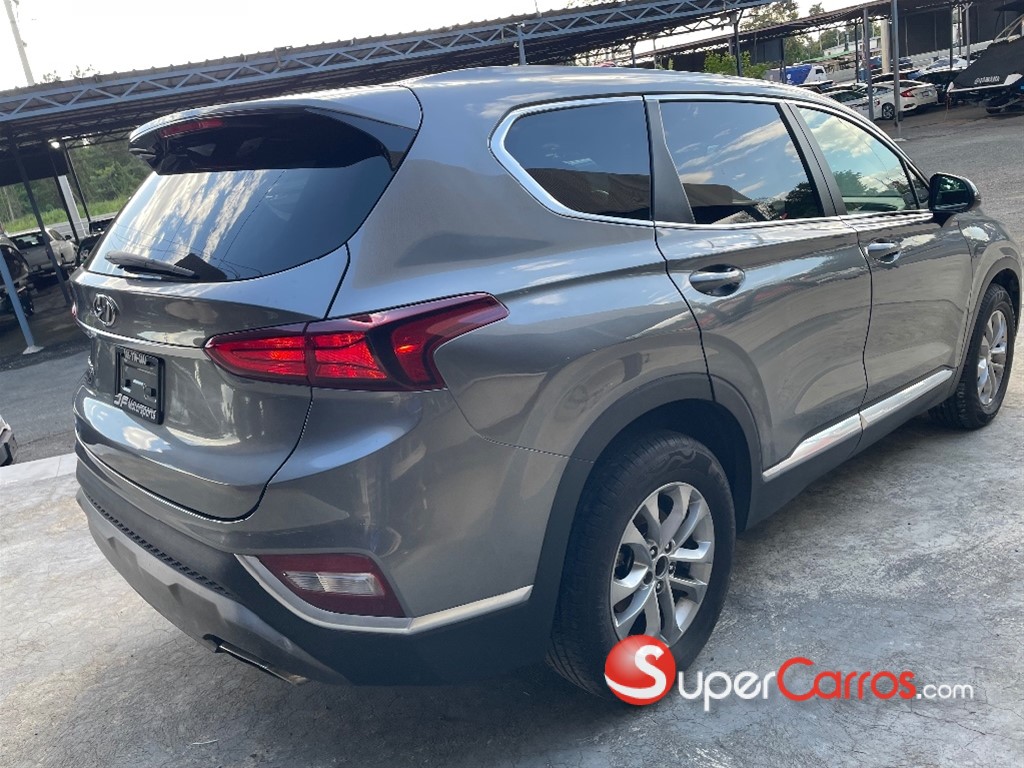 2019 Hyundai Santa Fe SE — foto 6 / 10