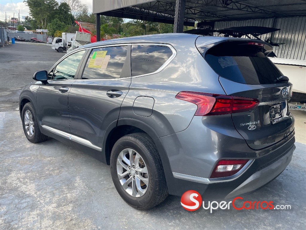 2019 Hyundai Santa Fe SE — foto 8 / 10