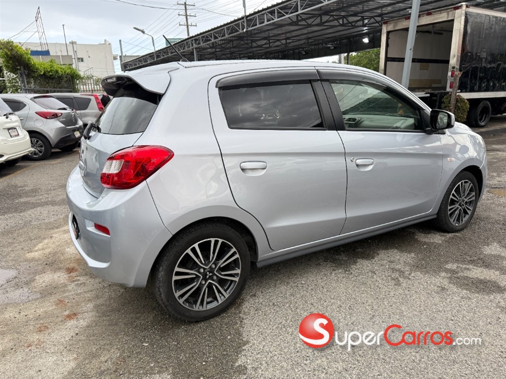 2020 Mitsubishi Motors Mirage — foto 9 / 12