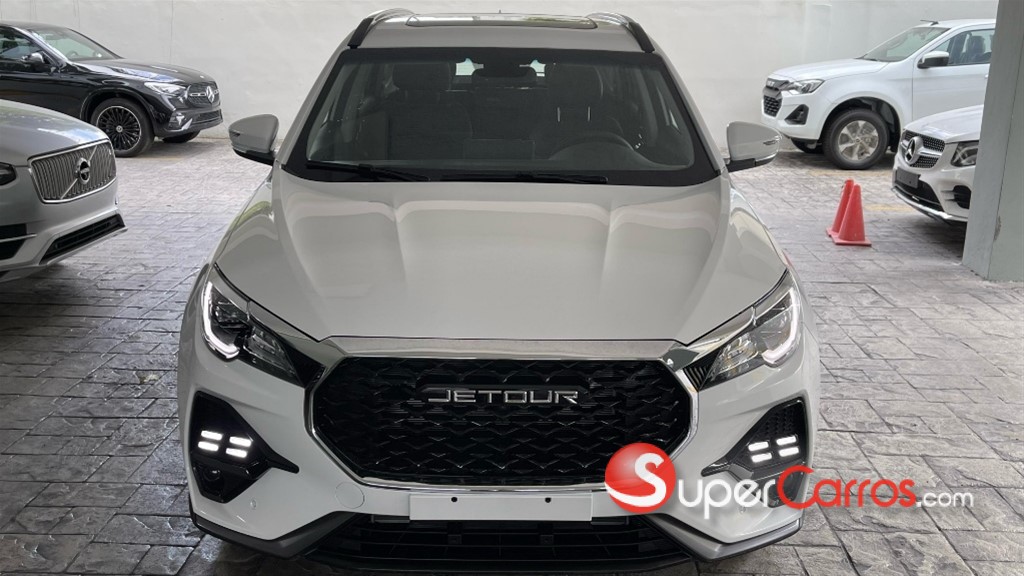 2027 Jetour X70 FL — foto 2 / 12