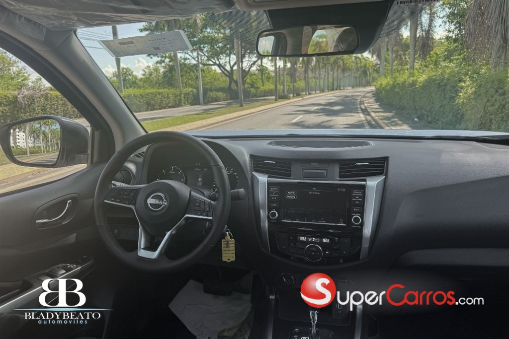 2026 Nissan Frontier XE — foto 5 / 12