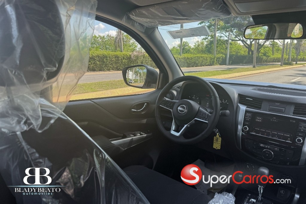 2026 Nissan Frontier XE — foto 6 / 12