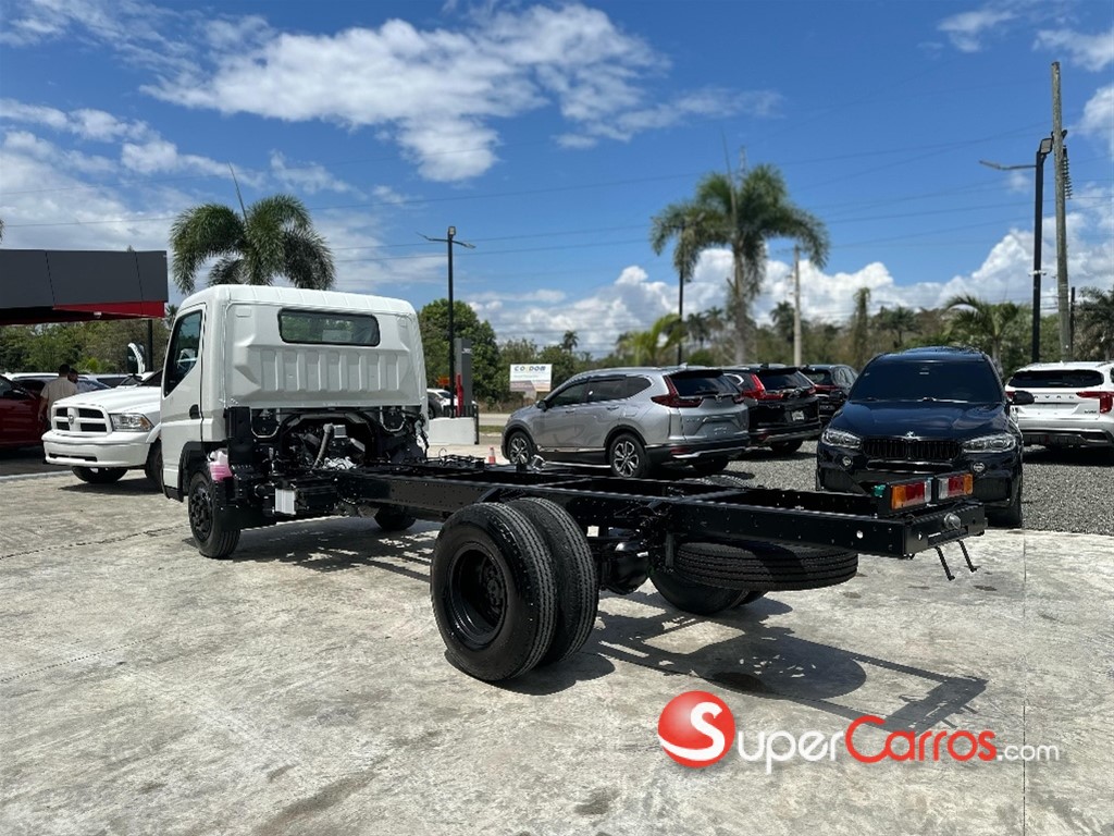 2026 Mitsubishi Motors Canter Chassis 16 Pies — foto 4 / 9