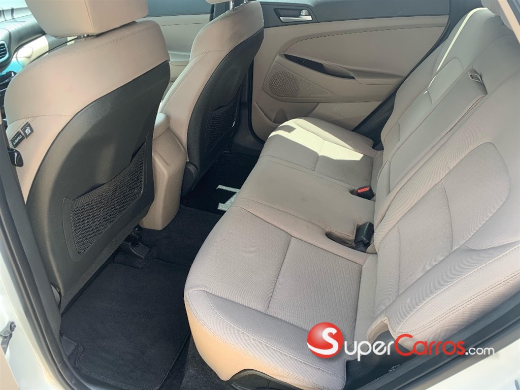2021 Hyundai Tucson SE — foto 7 / 10