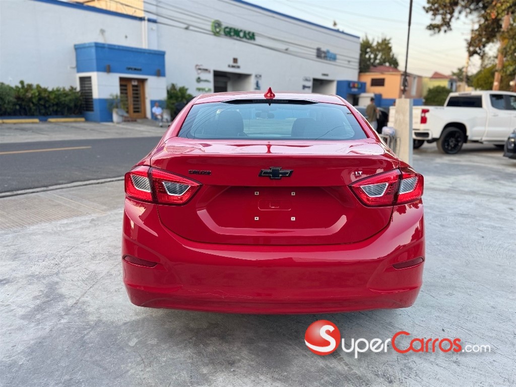2019 Chevrolet Cruze LT — foto 5 / 12
