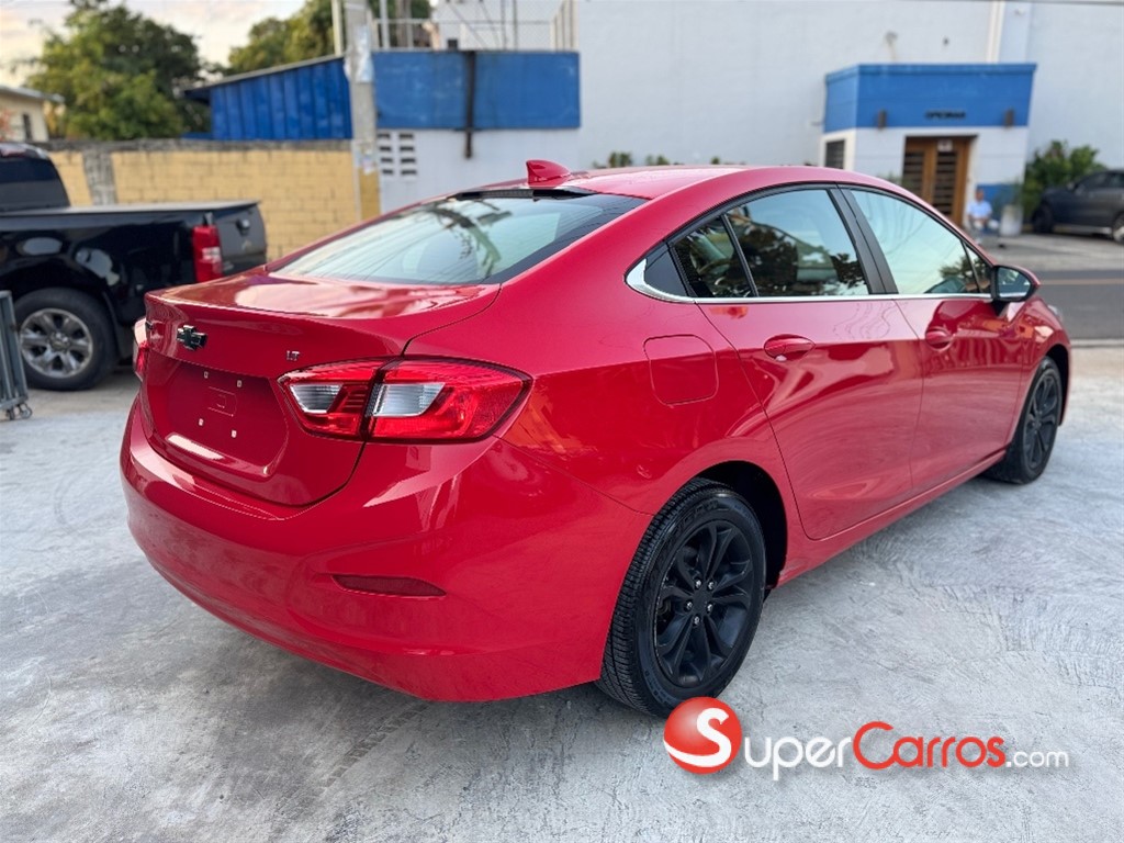 2019 Chevrolet Cruze LT — foto 6 / 12