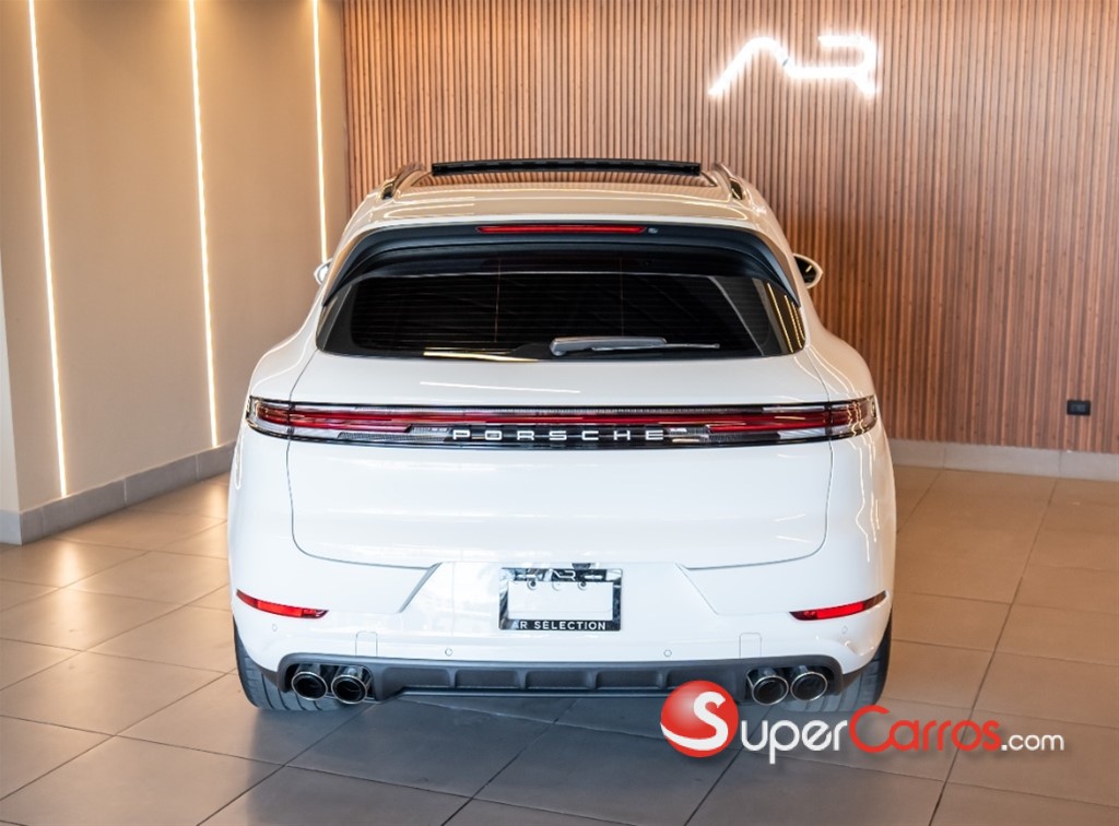 2024 Porsche Cayenne — foto 12 / 12