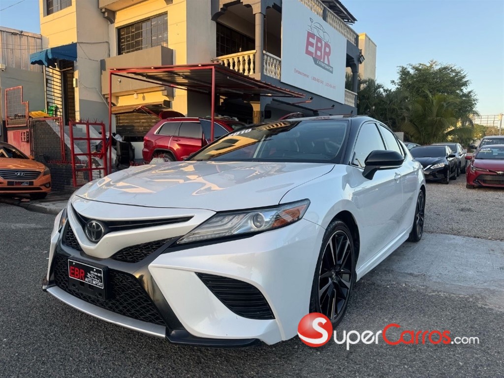 2019 Toyota Camry XSE