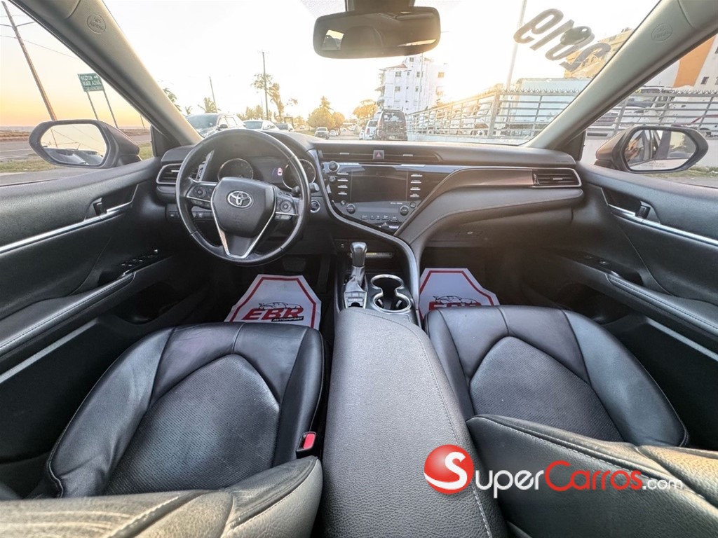 2019 Toyota Camry XSE — foto 5 / 9