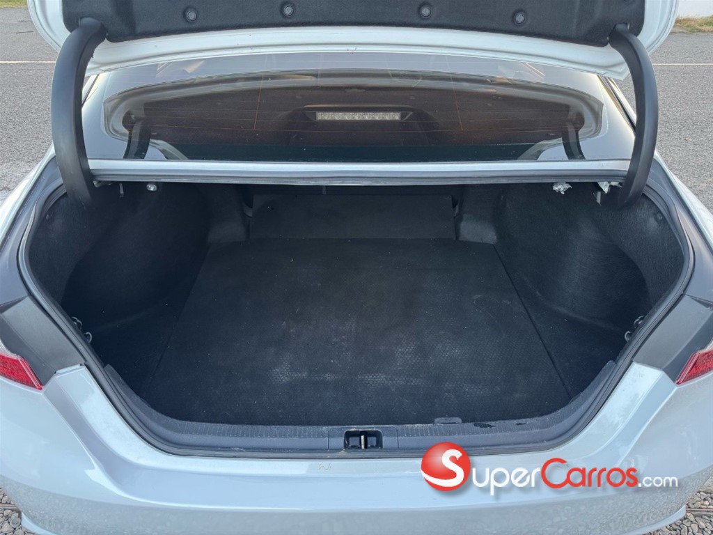 2019 Toyota Camry XSE — foto 8 / 9