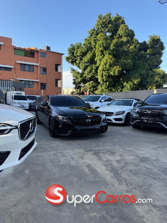 2018 Mercedes-Benz Clase E 300 AMG — foto 2 / 11