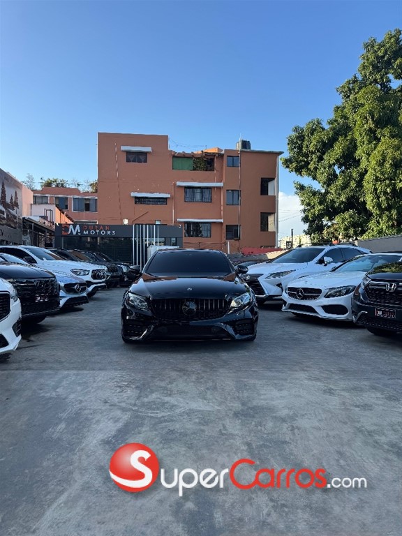 2018 Mercedes-Benz Clase E 300 AMG — foto 3 / 11