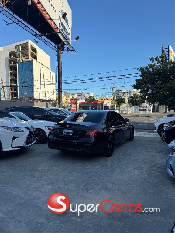 2018 Mercedes-Benz Clase E 300 AMG — foto 7 / 11