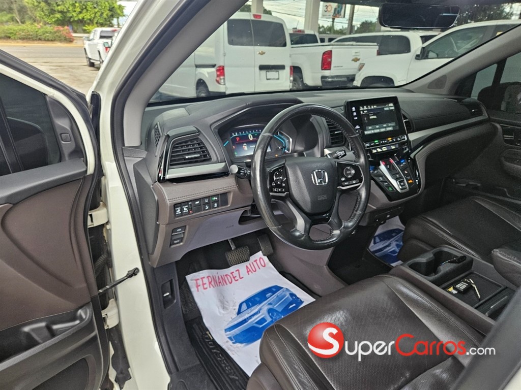 2018 Honda Odyssey Elite — foto 9 / 12