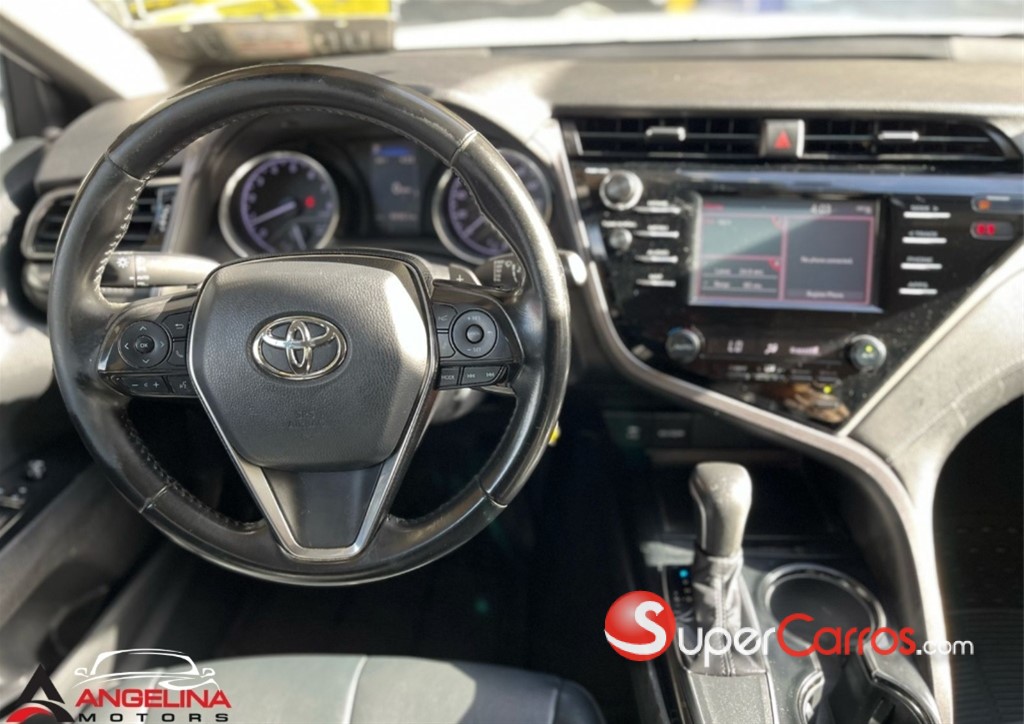 2019 Toyota Camry SE — foto 7 / 11