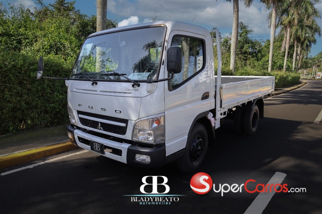 2026 Mitsubishi Motors Canter Cama 12 Pies
