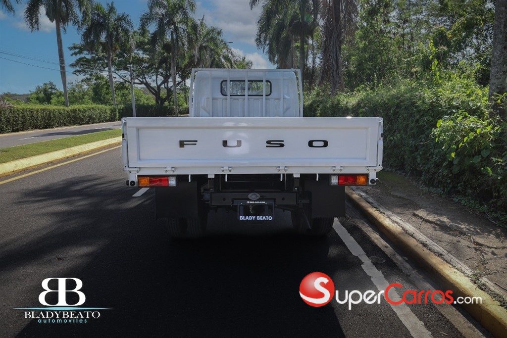 2026 Mitsubishi Motors Canter Cama 12 Pies — foto 8 / 10