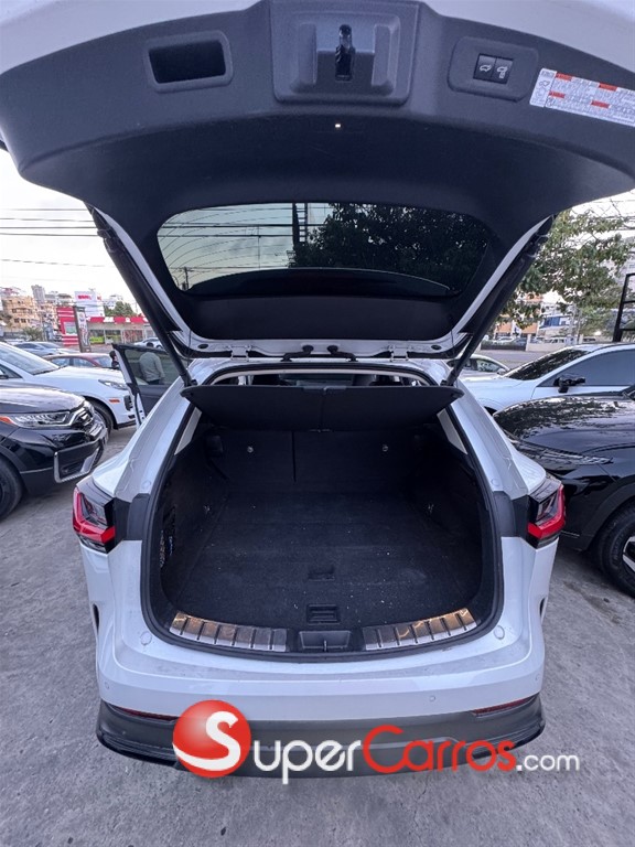 2023 Lexus NX 250 — foto 11 / 12