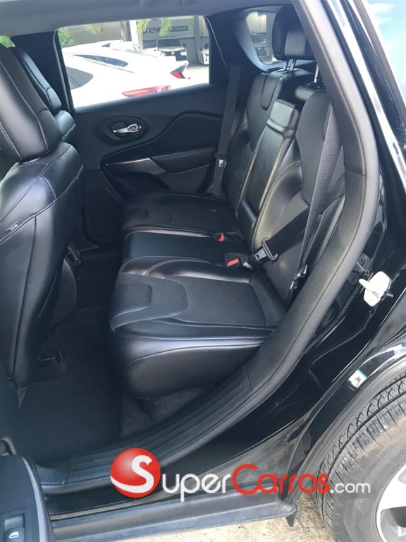 2019 Jeep Cherokee Limited — foto 7 / 7