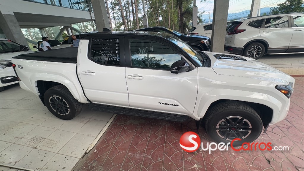 2024 Toyota Tacoma TRD SPORT — foto 7 / 11