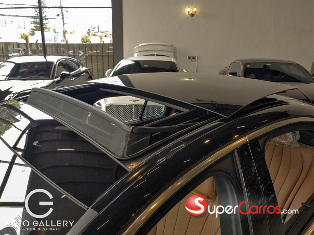 2025 Mercedes-Benz Clase E 450 4Matic — foto 10 / 12