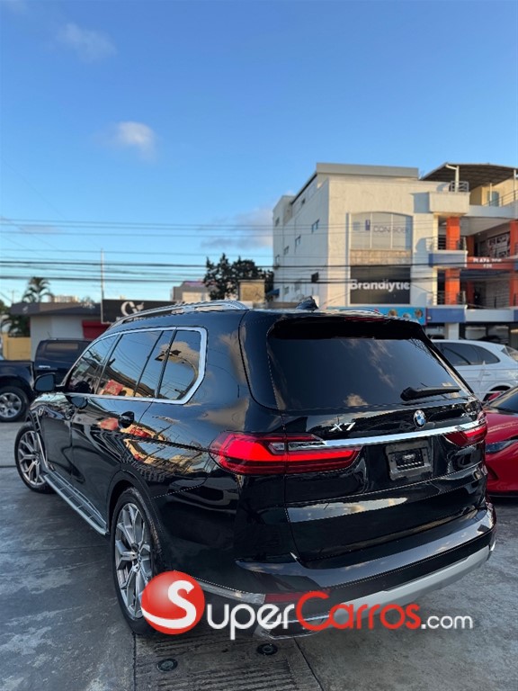 2021 BMW X 7 XDRIVE 40i — foto 4 / 7