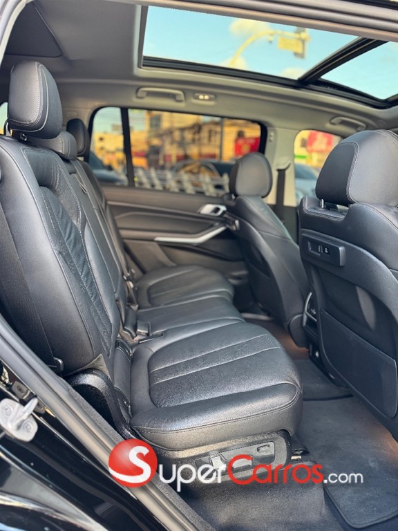 2021 BMW X 7 XDRIVE 40i — foto 7 / 7