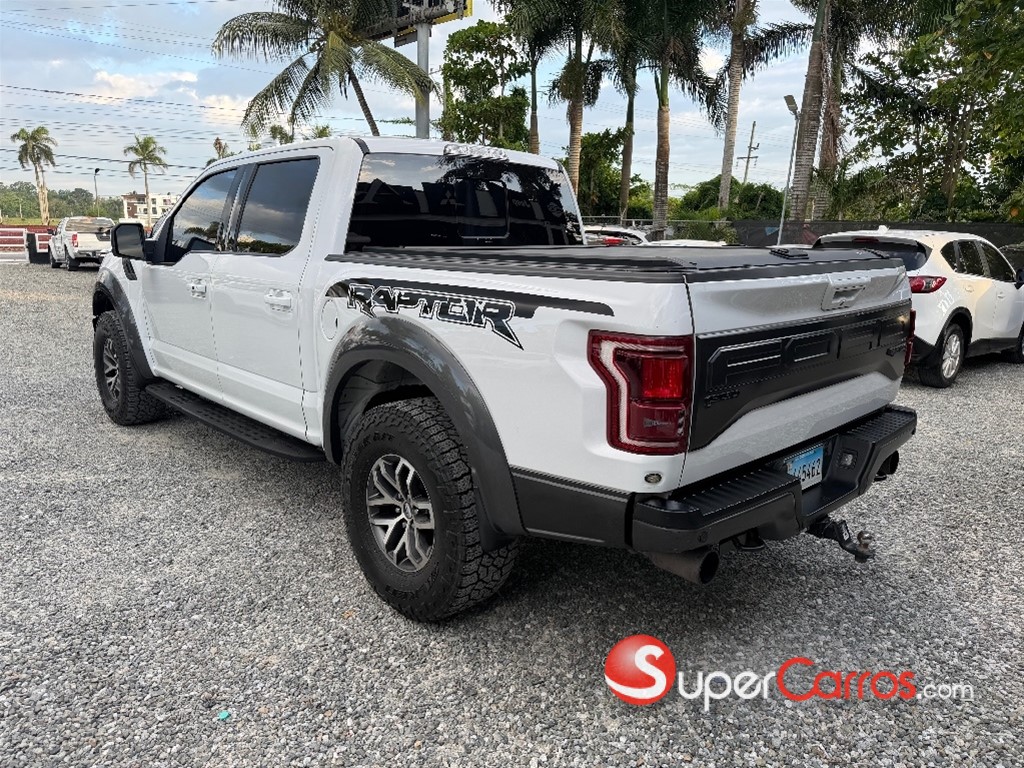 2017 Ford F 150 Raptor — foto 4 / 10