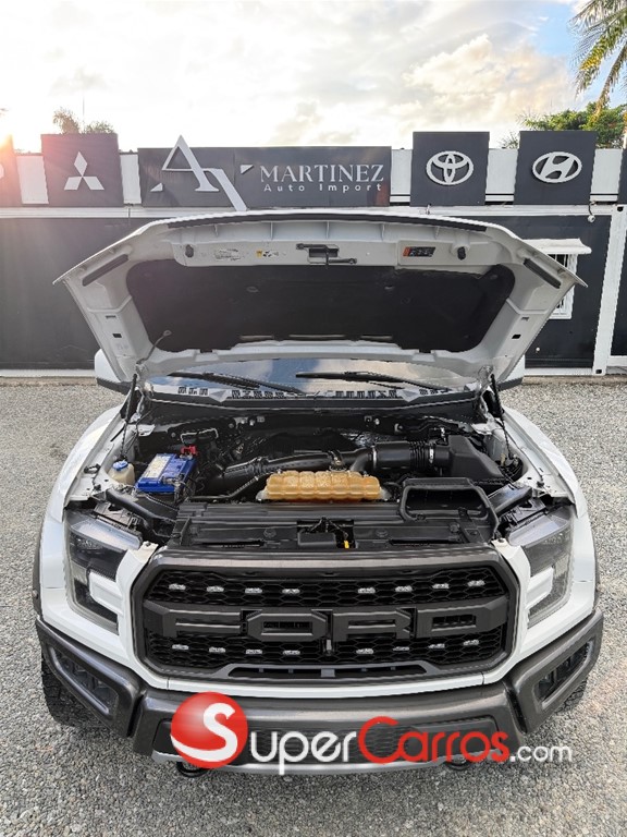 2017 Ford F 150 Raptor — foto 10 / 10