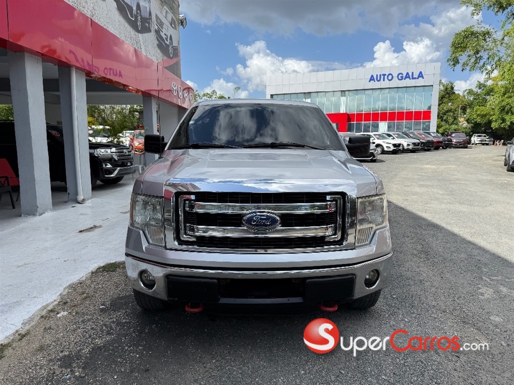 2013 Ford F 150 — foto 2 / 7