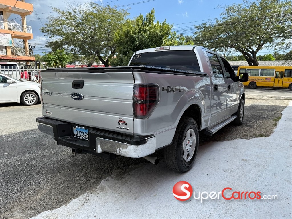 2013 Ford F 150 — foto 5 / 7