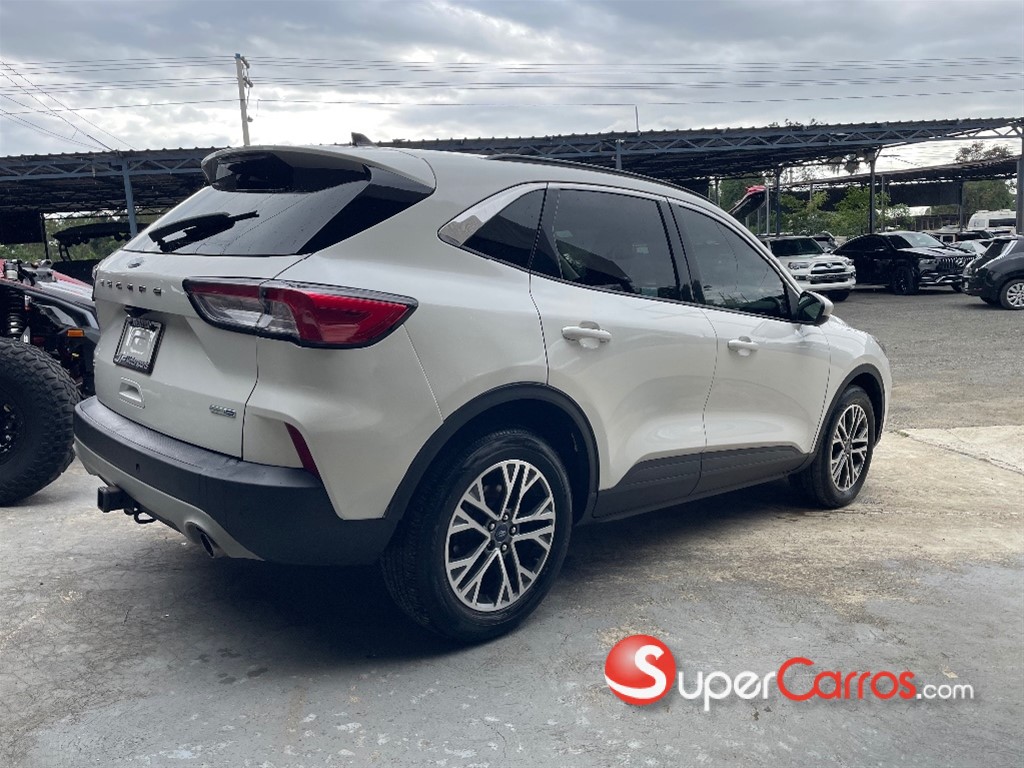 2020 Ford Escape SEL Ecoboost — foto 3 / 7