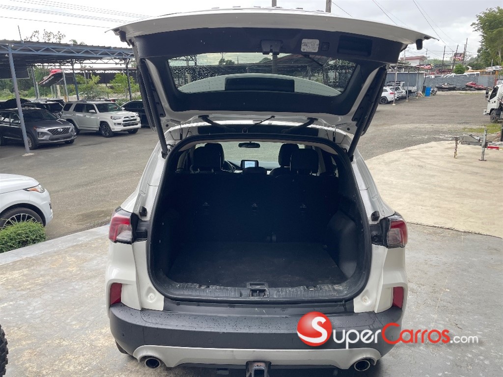 2020 Ford Escape SEL Ecoboost — foto 7 / 7