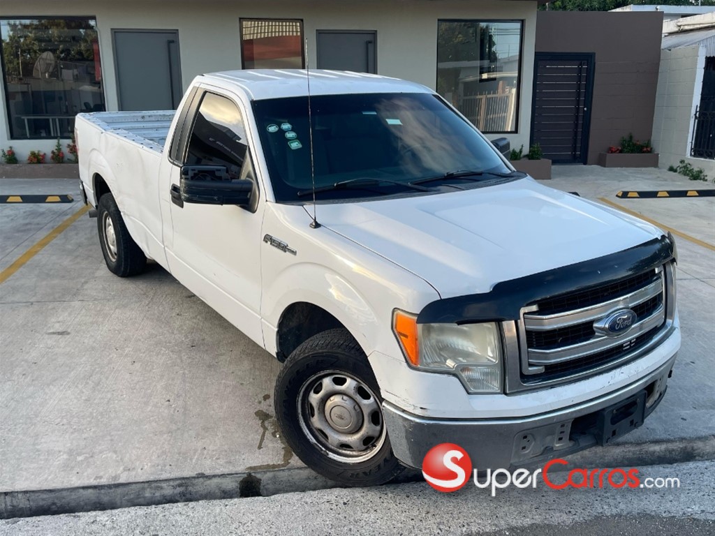 2014 Ford F 150 — foto 2 / 5