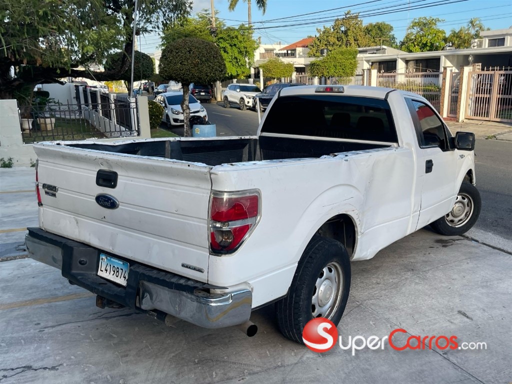 2014 Ford F 150 — foto 4 / 5