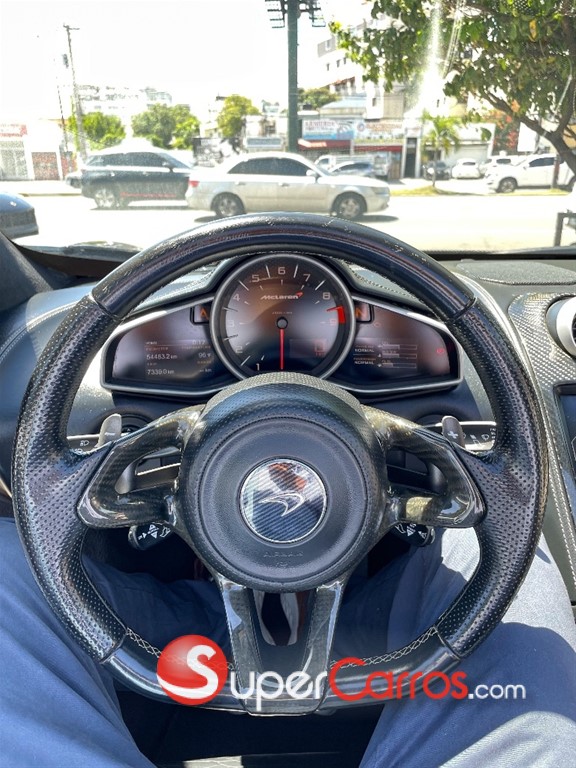 2015 McLaren 650 Spider — foto 9 / 11