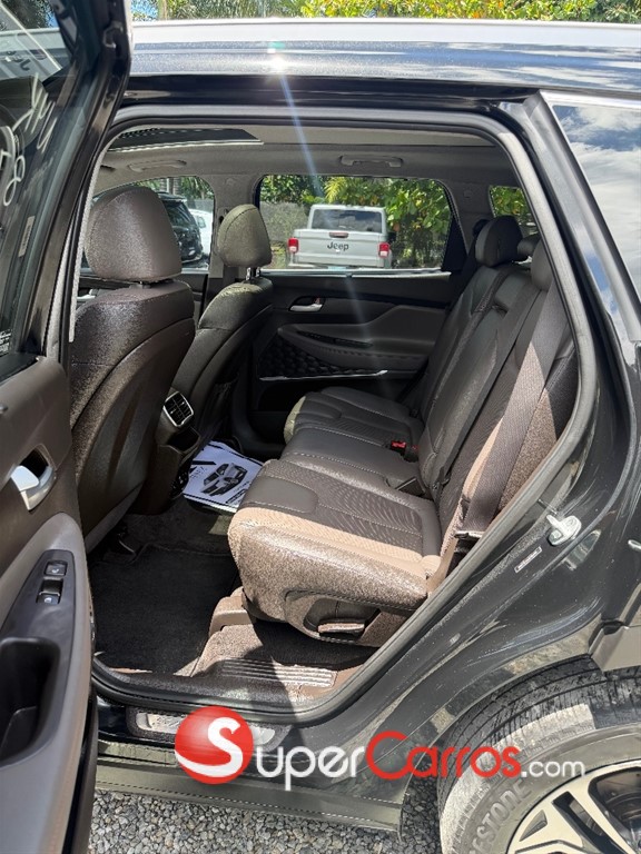 2020 Hyundai Santa Fe Sport 2.0T — foto 8 / 10