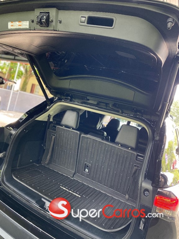 2020 Toyota Highlander Limited — foto 10 / 12