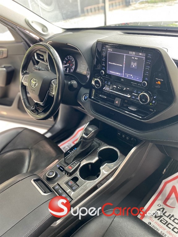 2020 Toyota Highlander Limited — foto 11 / 12