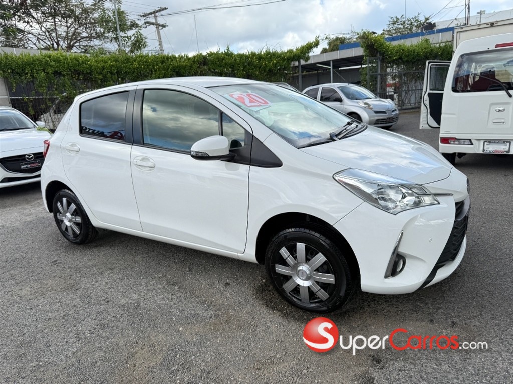 2020 Toyota VITZ