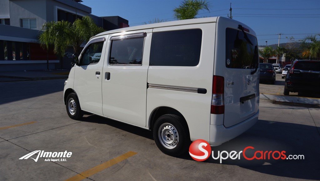 2019 Toyota Town-Ace — foto 3 / 12