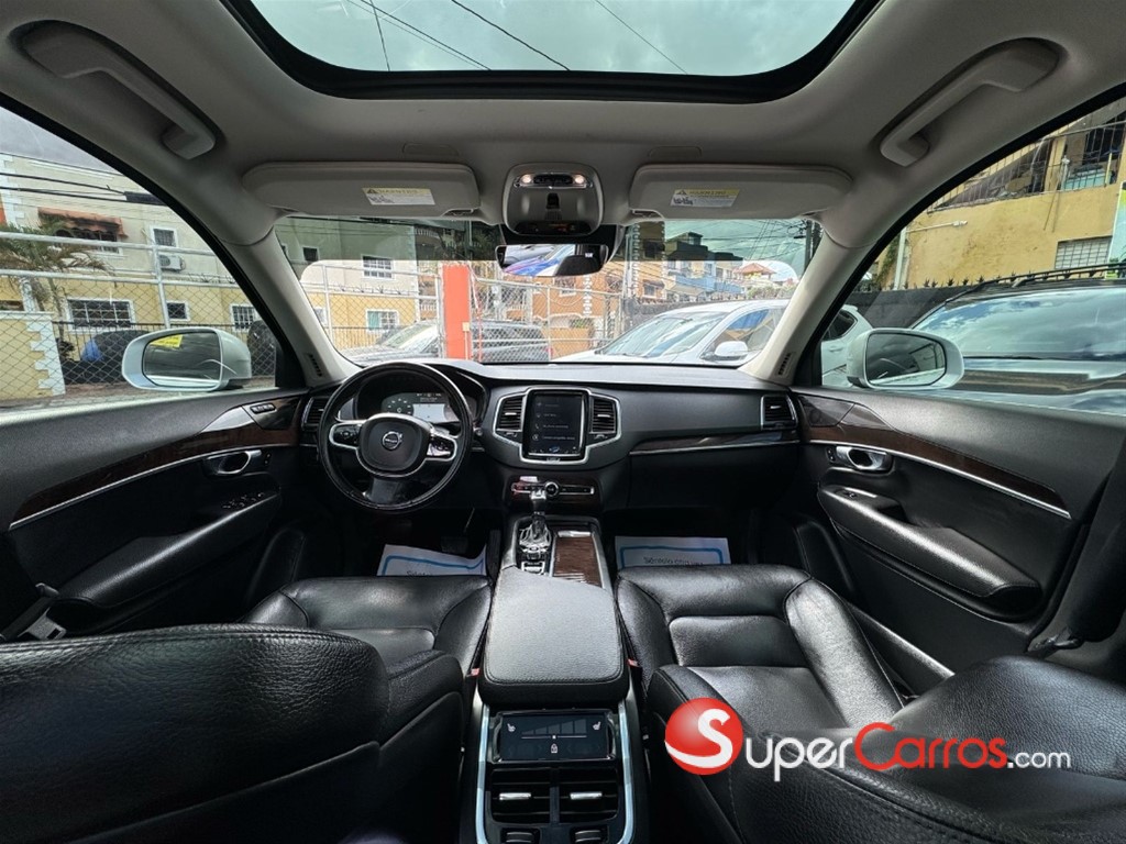 2019 Volvo XC90 Momentum T6 — foto 9 / 10