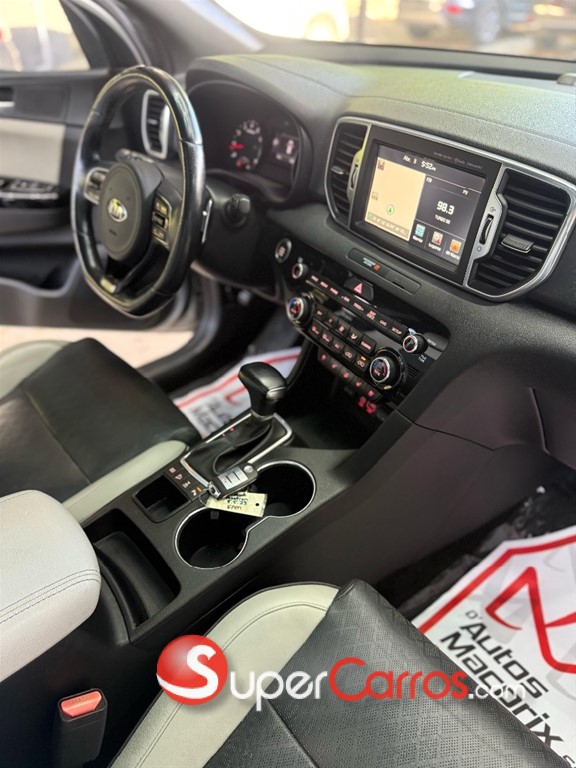 2017 Kia Sportage SX Prestige — foto 10 / 12