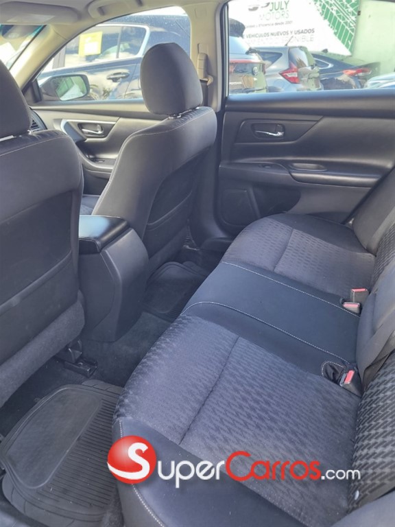 2017 Nissan Altima S — foto 9 / 11